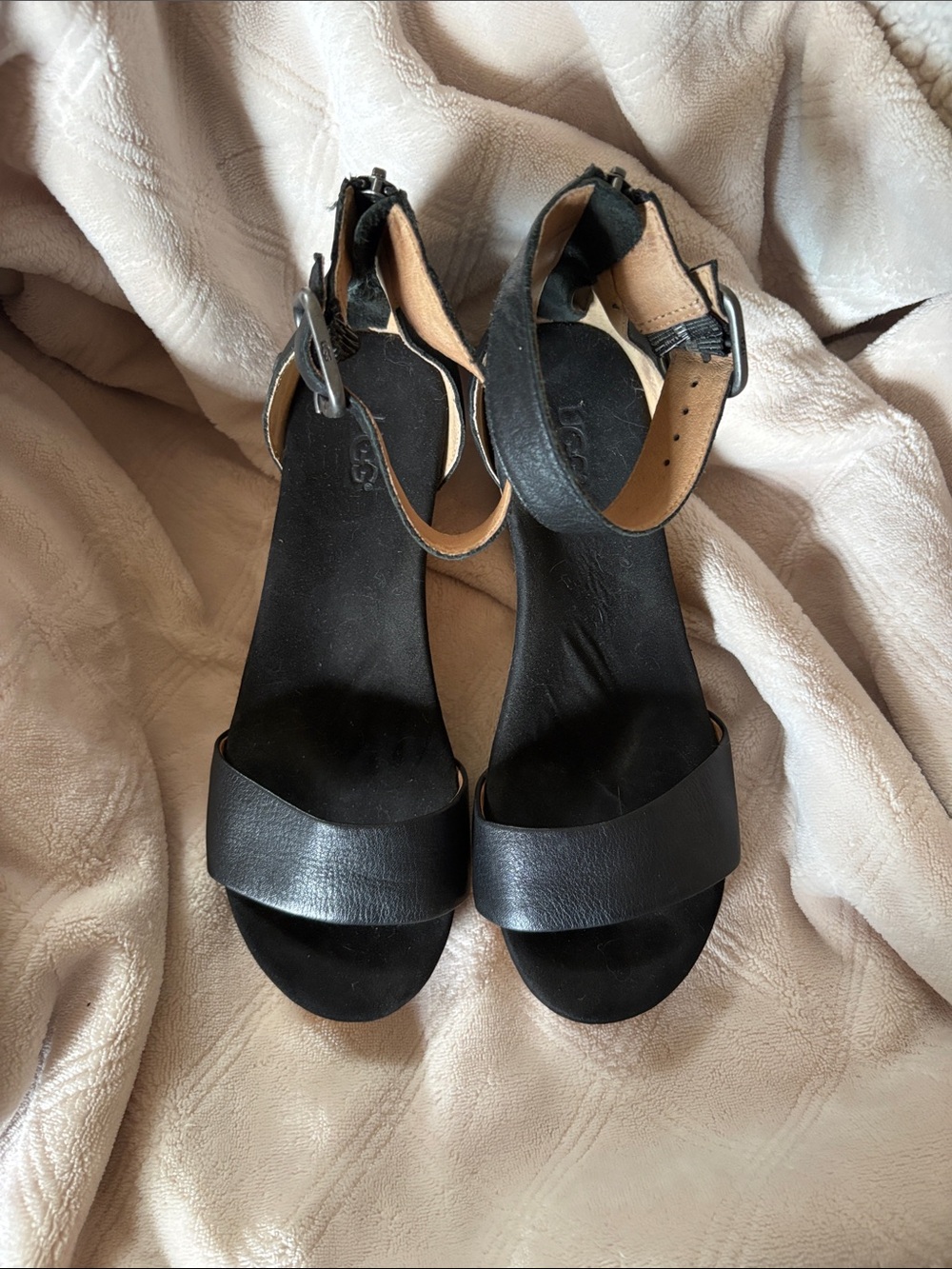 UGG Women's Black Footbed with Beige Suede Upper Slide Sandals